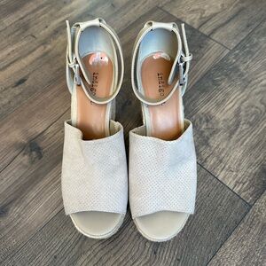 indigo rd. Women’s Beige Wedge Sandals